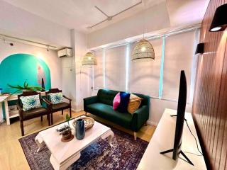 Cozy House BGC 1BR up to 6 Guests 100MBPS WiFi - 4