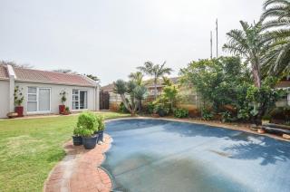 Pet friendly & Close to Beach at 2 Saasveld - 8