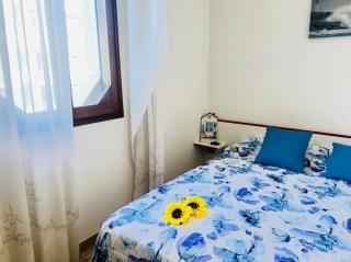 Comfy seafront apartment-Beahost - 7