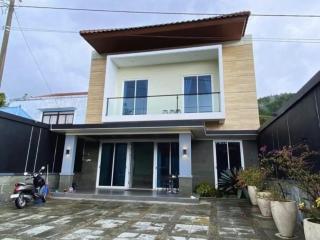 The Villa Nirvana Tawangmangu - 0