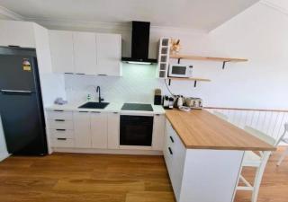Oceanic Escape Top Floor 2 mins from beach - 7