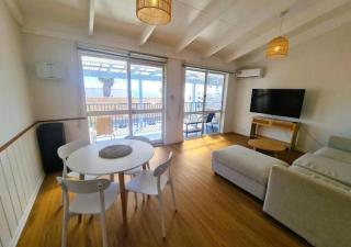 Oceanic Escape Top Floor 2 mins from beach - 5