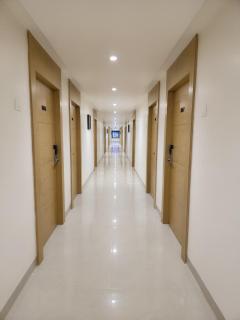 Hotel Sri Haripriya - 8