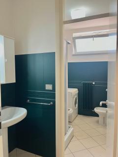 Happy Central Apartments - 5