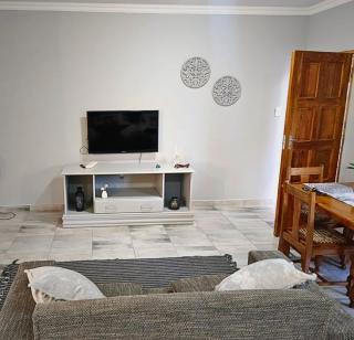Blissful Stays - Richardsbaai - 7