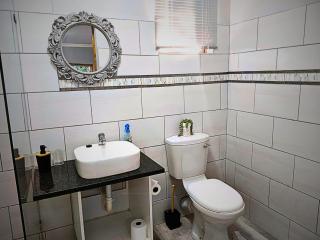 Blissful Stays - Richardsbaai - 8