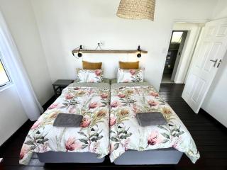 Mazeppa Sunrise Beach Accommodation - 5