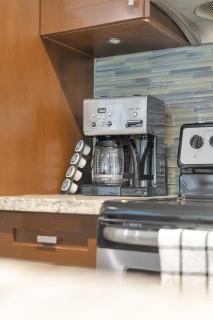 2BR Suite with Scenic Views - 4