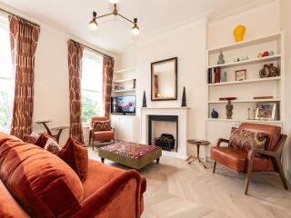 Pass the Keys Charming 3-Bedroom Flat in Iconic Notting Hill - 0