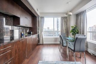 2BD 2BR Panoramic View Sheppard Metro Free parking - 2