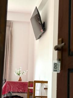 Vilona Inn - 9
