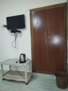 CR Homestay Kodaikanal by LexStays - 6