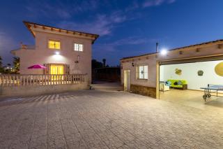 Fields & Beachside Villa by Fidalsa - 1