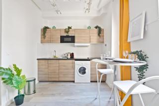 Pantheon Luxurious Studio Apartment-2P-Free Netflix - 4