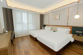 万信至格酒店乌鲁木齐机场德港万达店 - 8