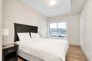 3BR Lakeside Retreat at Harrison - Harrison Hot Springs - 7