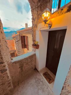 Historic & charm Home in Bassiano - 0