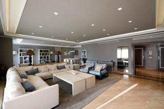 Luxurious Penthouse - 7