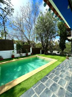 Casa familiar con piscina cerca del mar y montaña - 7