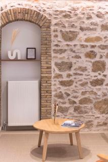 Psyrri Hideout - Chic 2BR Apartment by UPSTREET - 3