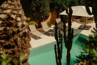 Villa in Elviria, a retreat among palm trees, with private pool and barbecue, Marbella - Marbella - 7
