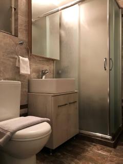 Acropolis Cozy Apartment - 5