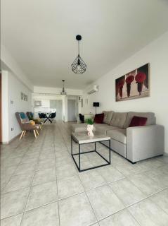 La Vie Royale - Nicosia - 0