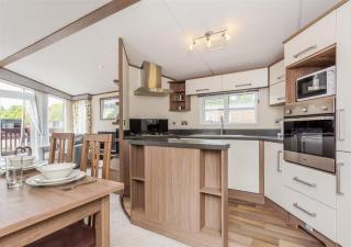 Woodland 18 Hot tub Lodge - Fort Augustus - 4