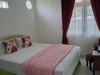 Adhya Cendrawasih Homestay - 6