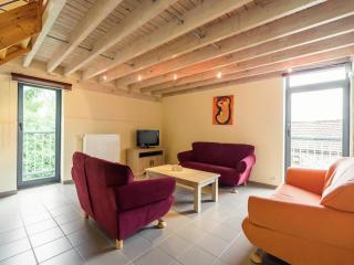 Cozy Bedrooms Cottage, Soumoy - 3