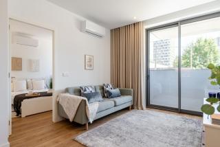 Sleek & Modern Flat w/ Private Garage by HostWise - 7