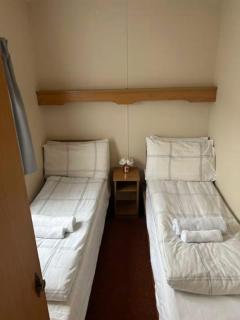 Skye Holiday Caravan 4 - 5