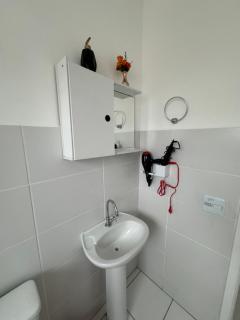 Apartamento Guarujá - Condomínio com piscina - 5