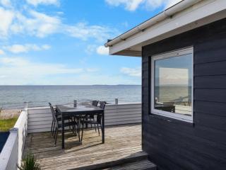Holiday Home Folkhart - 10m from the sea by Interhome - Otterup - 8