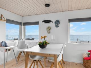 Holiday Home Folkhart - 10m from the sea by Interhome - Otterup - 2