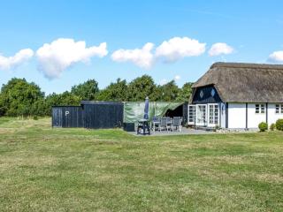 Apartment Ronja - 1-3km from the sea by Interhome - 8