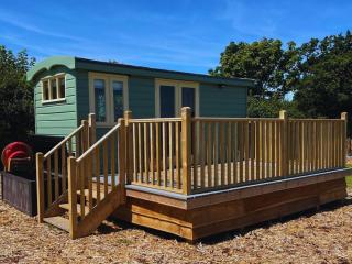 Arcadia Shepherds Hut - 1