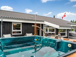 Holiday Home Eeske - 2-5km from the sea by Interhome - 0