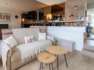 Studio Les Marinas-17 by Interhome - 2