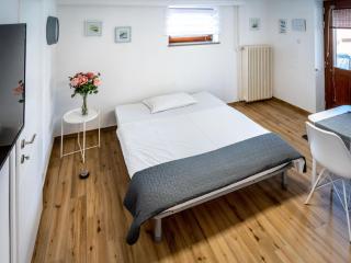 Apartment Adelsberg Inn-2 by Interhome - 1