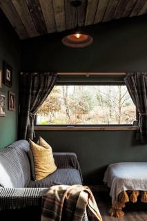 Holiday Home G-Wilderness Cabin by Interhome - Errogie - 9