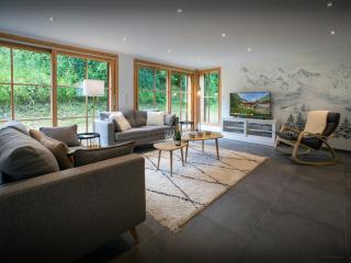 Chalet Morris - OVO Network - 1
