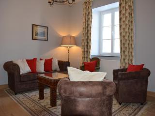 Ouffet Farmhouse with Fireplace - 9