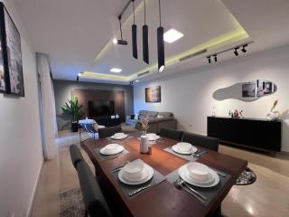 CFC Luxury Apt - 3
