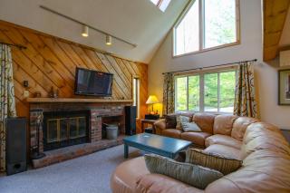 Spacious Home Adjacent to Mt Snow with Game Room! - 7