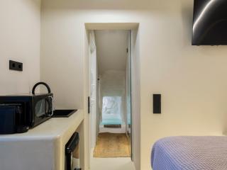 Jacuzzi Suite by Divalproperties-Mykonos - 8