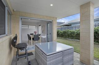 Seascape Beach House Retreat - 6