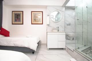 8 Bronze Beach Umhlanga Rocks - 4