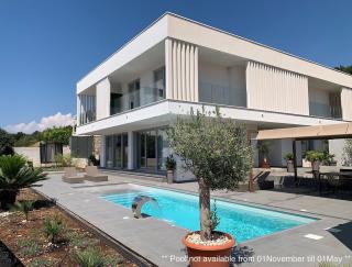 NEW! Villa With Heated Pool in Cavtat - 0