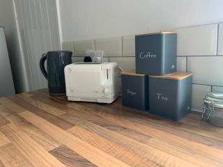Angies 2 bed home in Eccleston near Liverpool sleeps 5 - 2